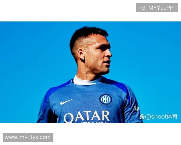 米体报道劳塔罗本周五将进行伤情检查以确认受伤严重程度 米体报道劳塔罗本周五将进行伤情检查以确认受伤严重程度